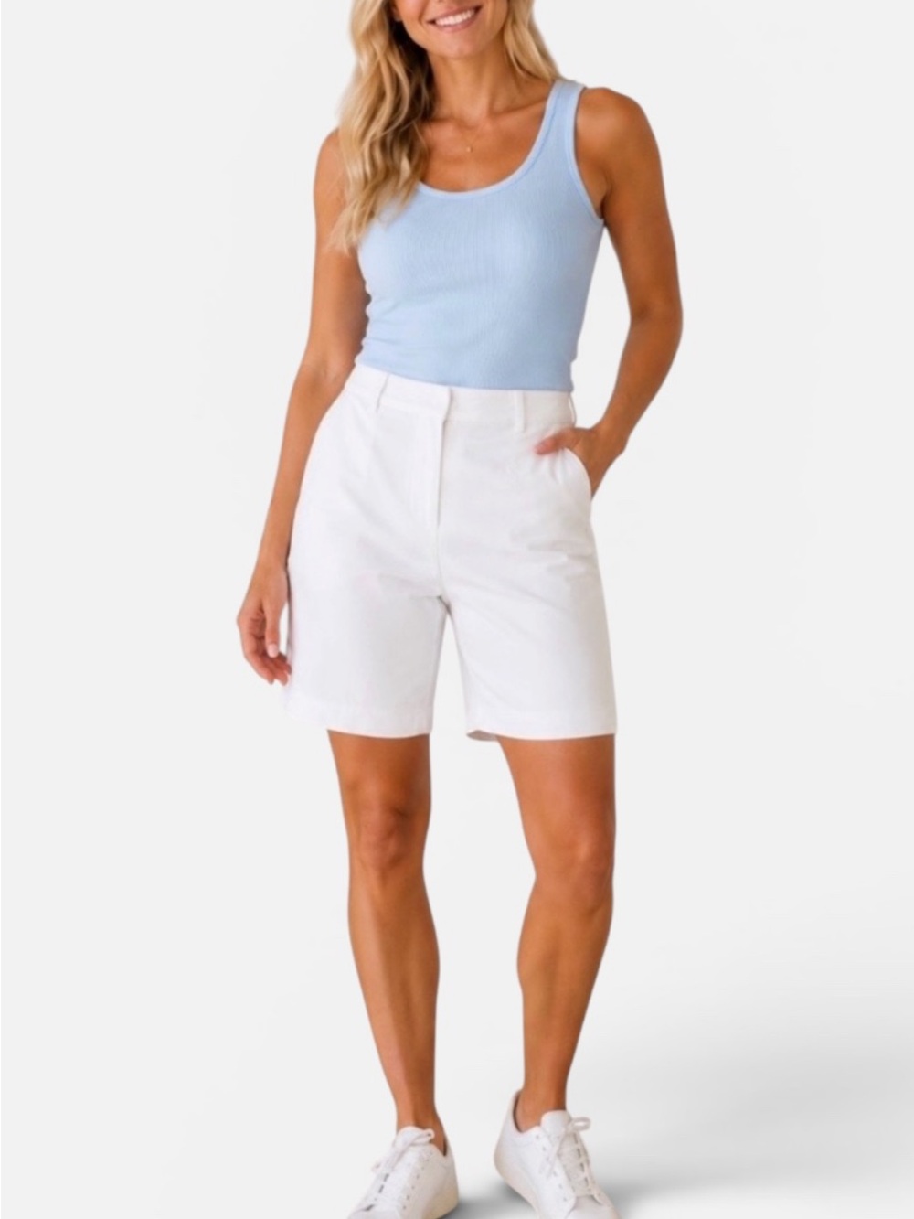 Coastal grandma minimalist Jones  New York Stretch White Bermuda Shorts size 6.